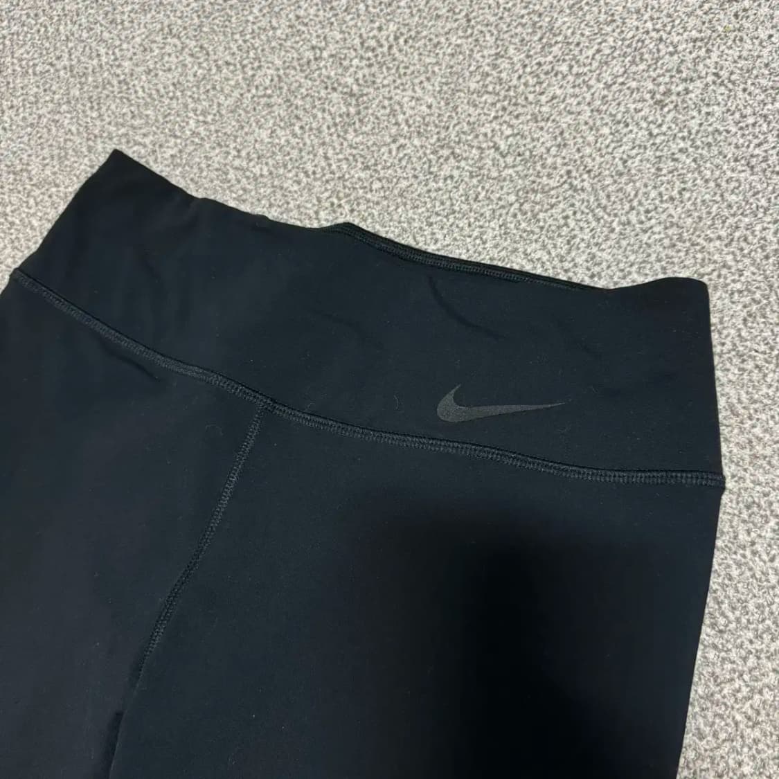 L 나이키 레전더리 스키니 팬츠 상품이미지2