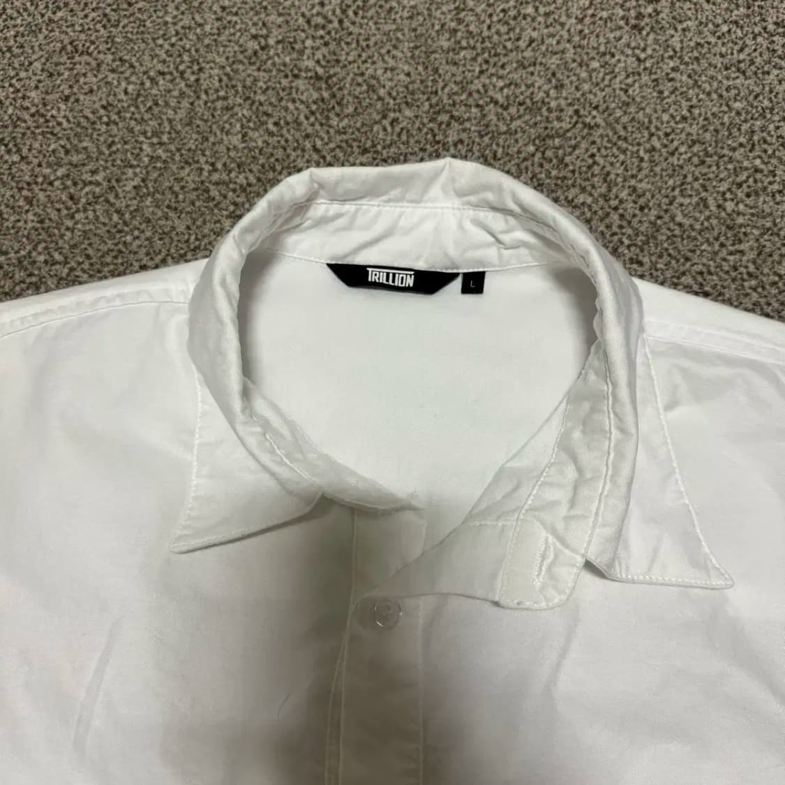 L 트릴리온 화이트 셔츠 상품이미지3