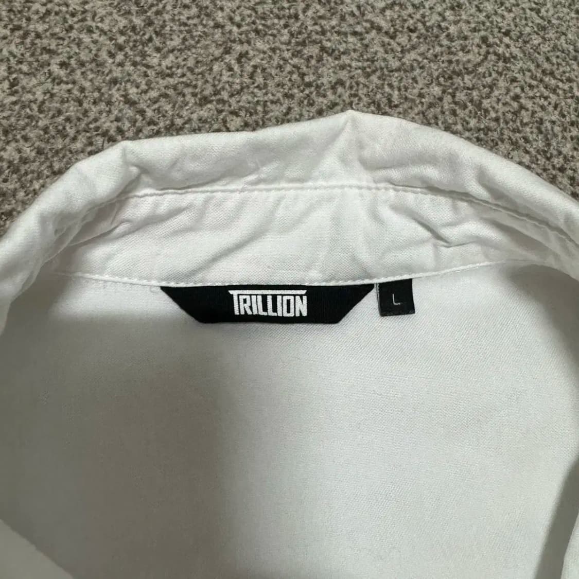 L 트릴리온 화이트 셔츠 상품이미지4