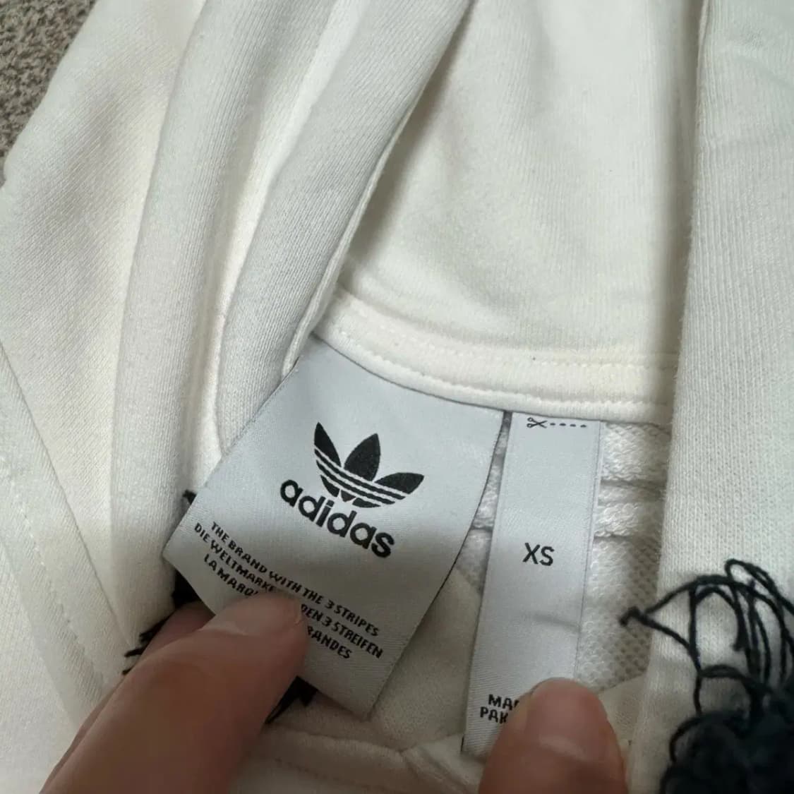 Xs 아디다스 후드티 상품이미지3
