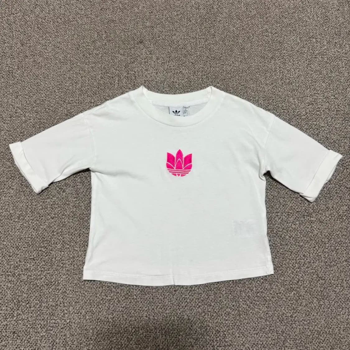 Xs 아디다스 크롭탑 반팔 상품이미지1