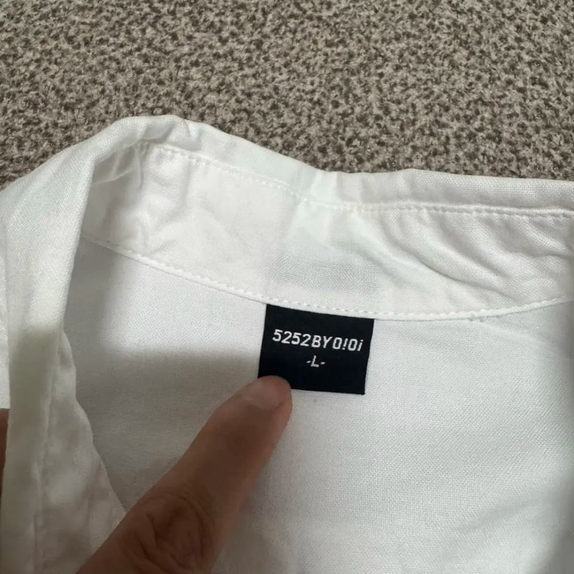 L 오아이오아이 화이트 셔츠 상품이미지4