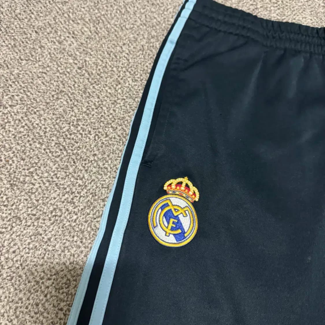100 아디다스 레알마드리드 팬츠 상품이미지3