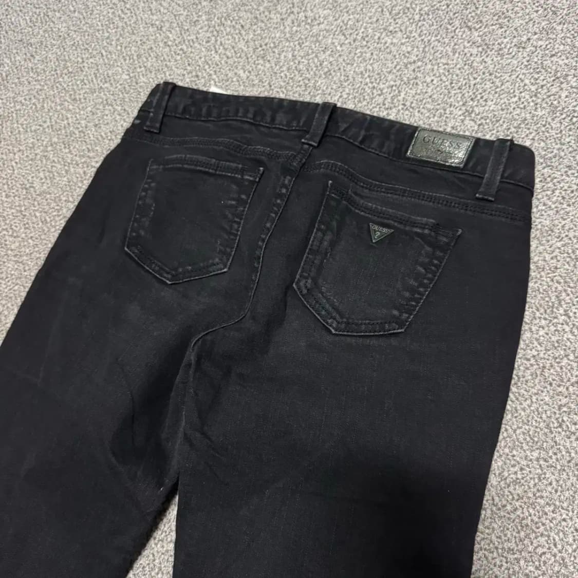 27 게스 흑청바지 여성 상품이미지2