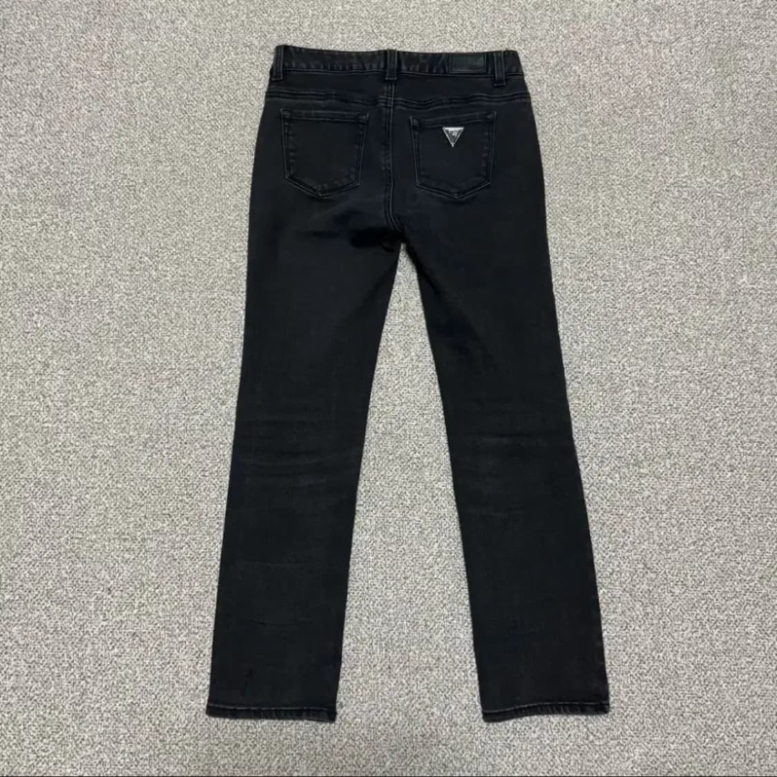 25 게스 블랙 데님 팬츠 여성 상품이미지1