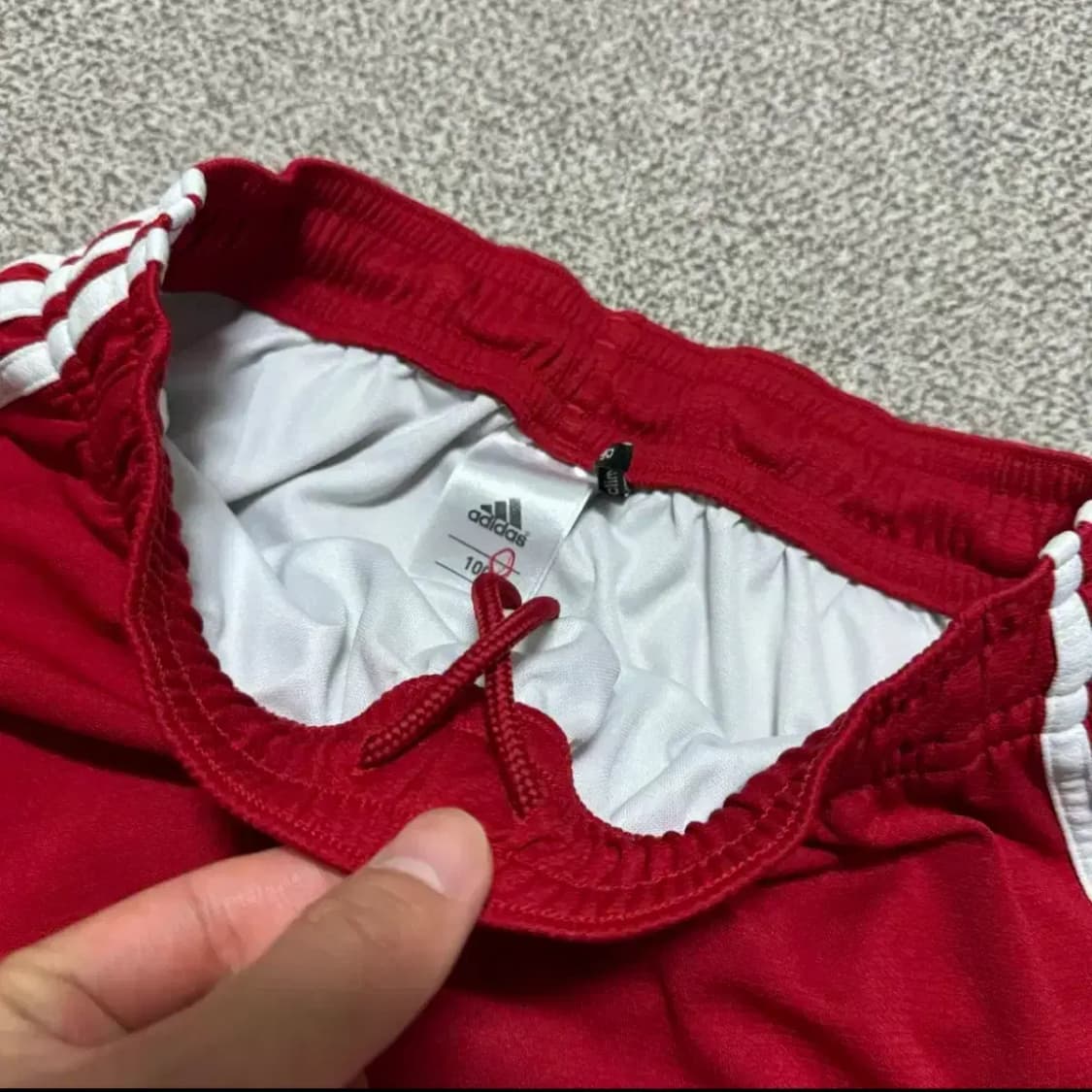 100 아디다스 삼선 반바지 레드 상품이미지3