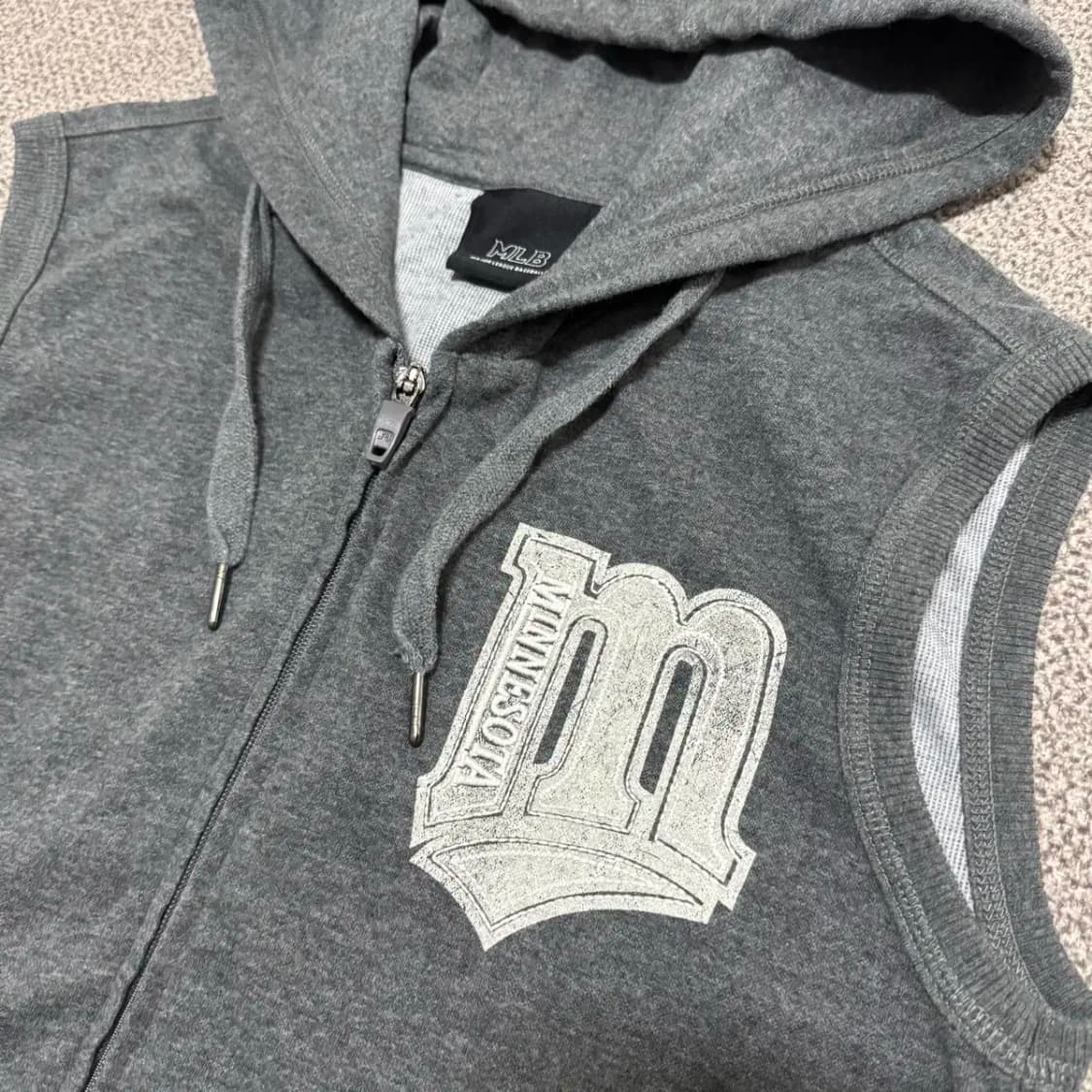 95 MLB 미네소타 후드 조끼 그레이 상품이미지2
