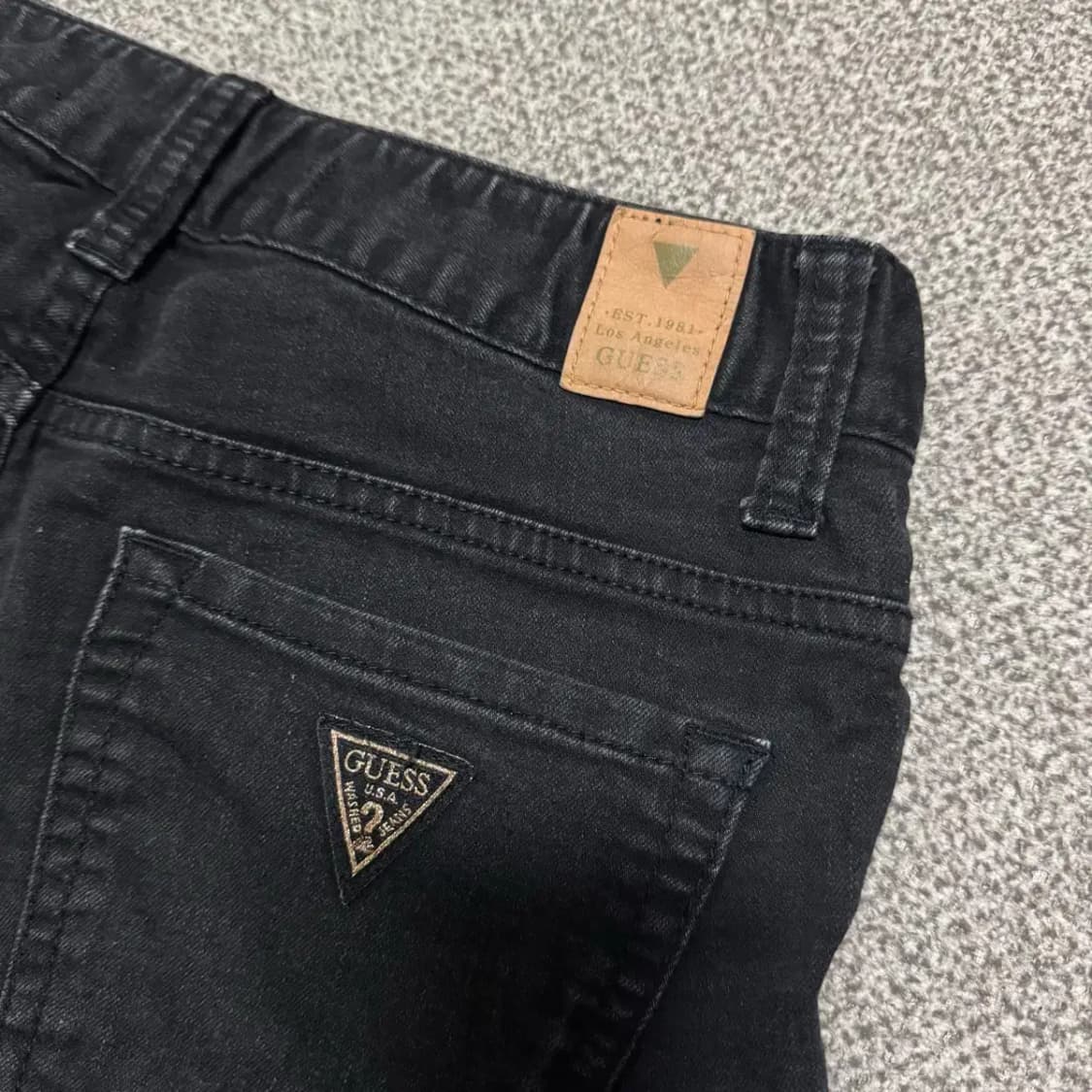 29 게스 흑청바지 여성 상품이미지3