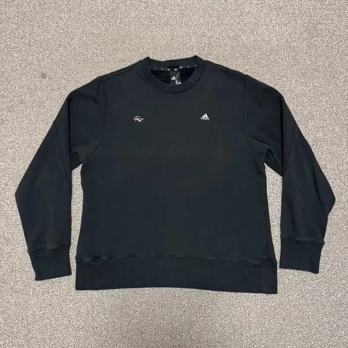 L 아디다스 블랙 맨투맨 티셔츠 상품이미지1