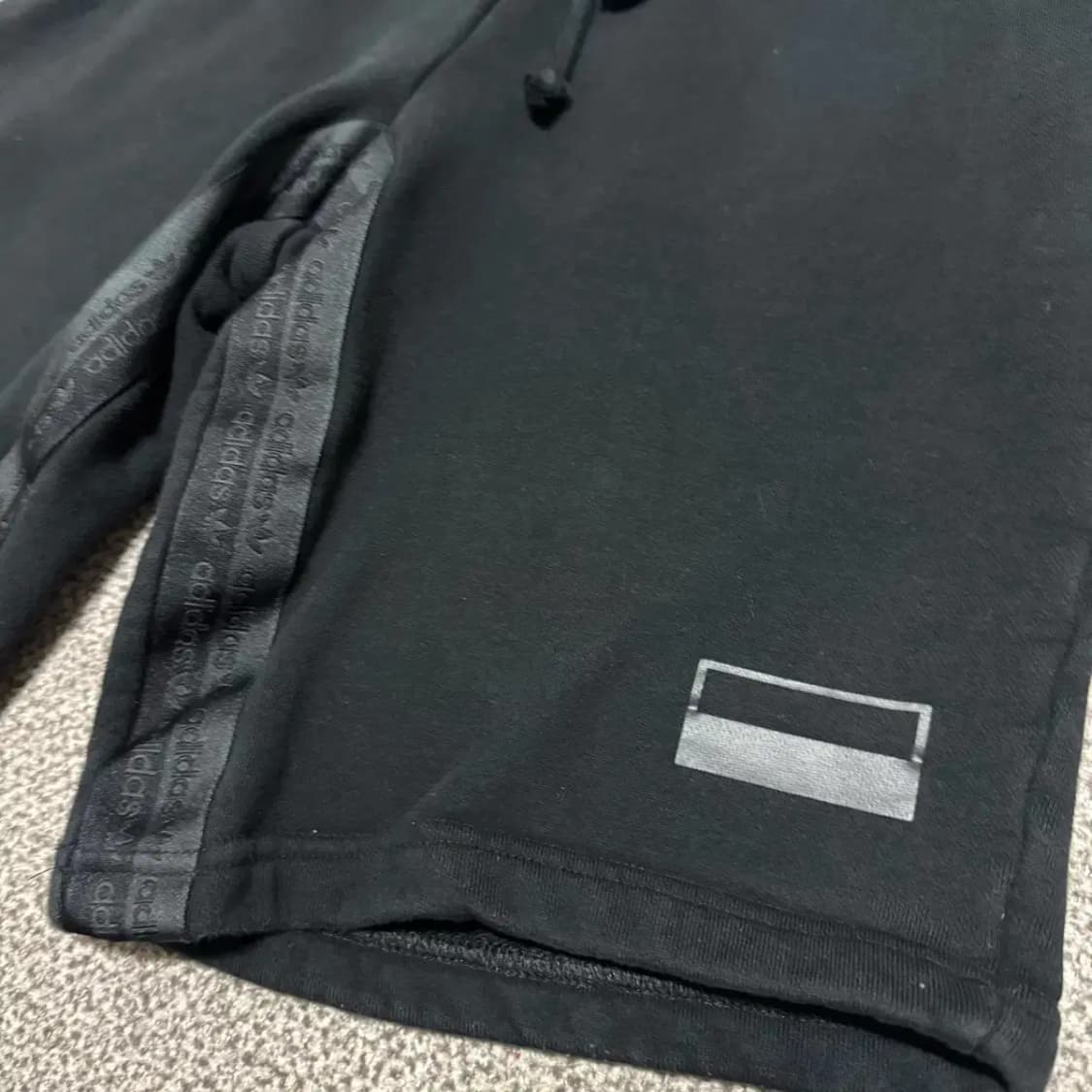 S 아디다스 블랙 트레이닝 반바지 상품이미지2