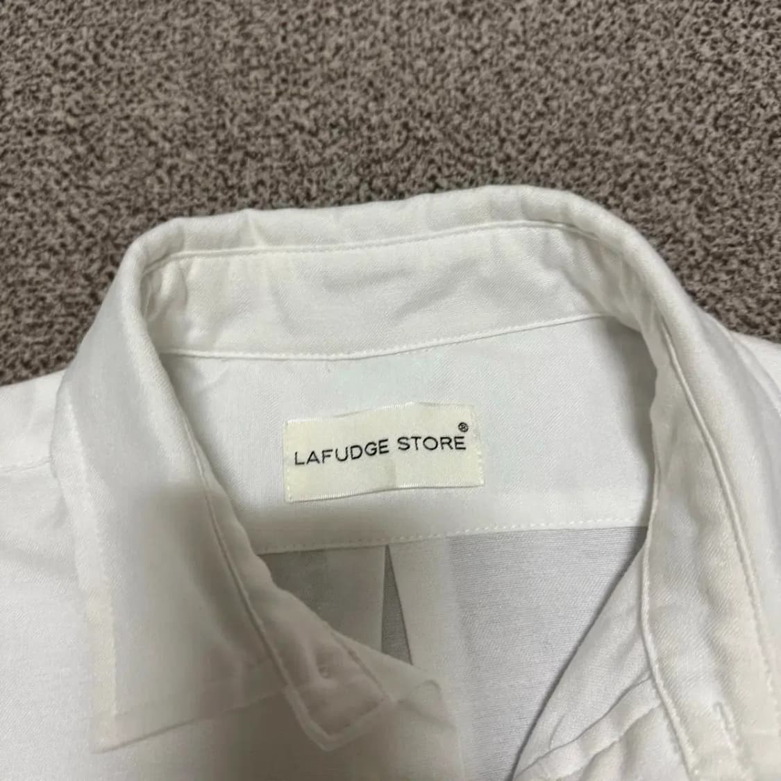 L 라퍼지스토어 화이트 반팔 셔츠 상품이미지3