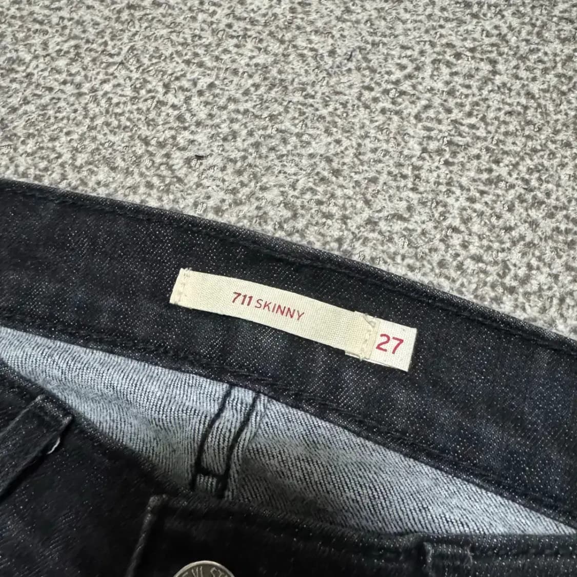 27 리바이스 711 흑청바지 스키니 상품이미지3