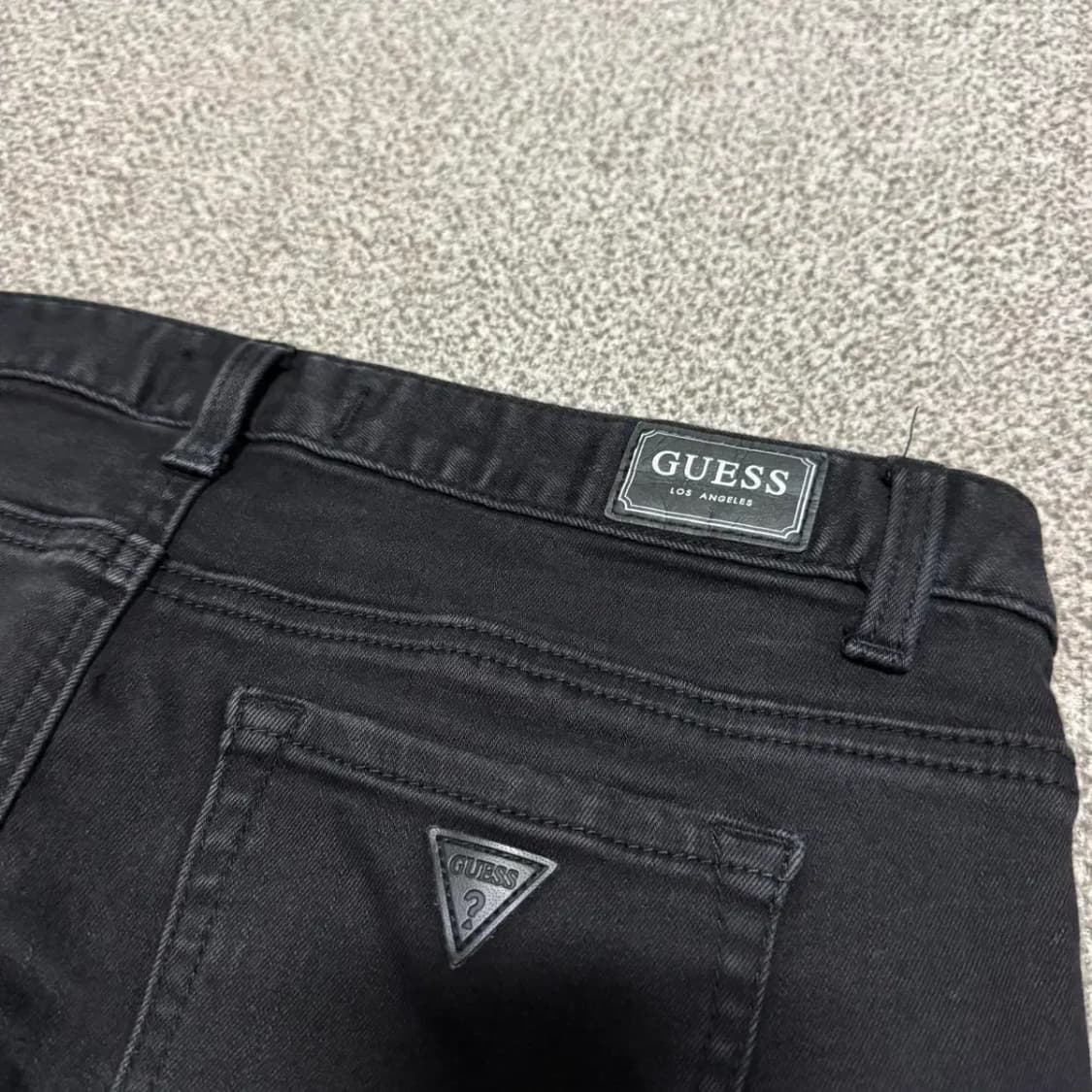 30 게스 흑청바지 여성 상품이미지3