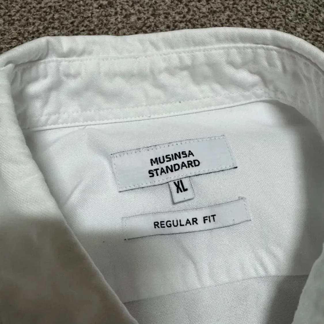 XL 무신사스탠다드 화이트 셔츠 레귤러핏 상품이미지4