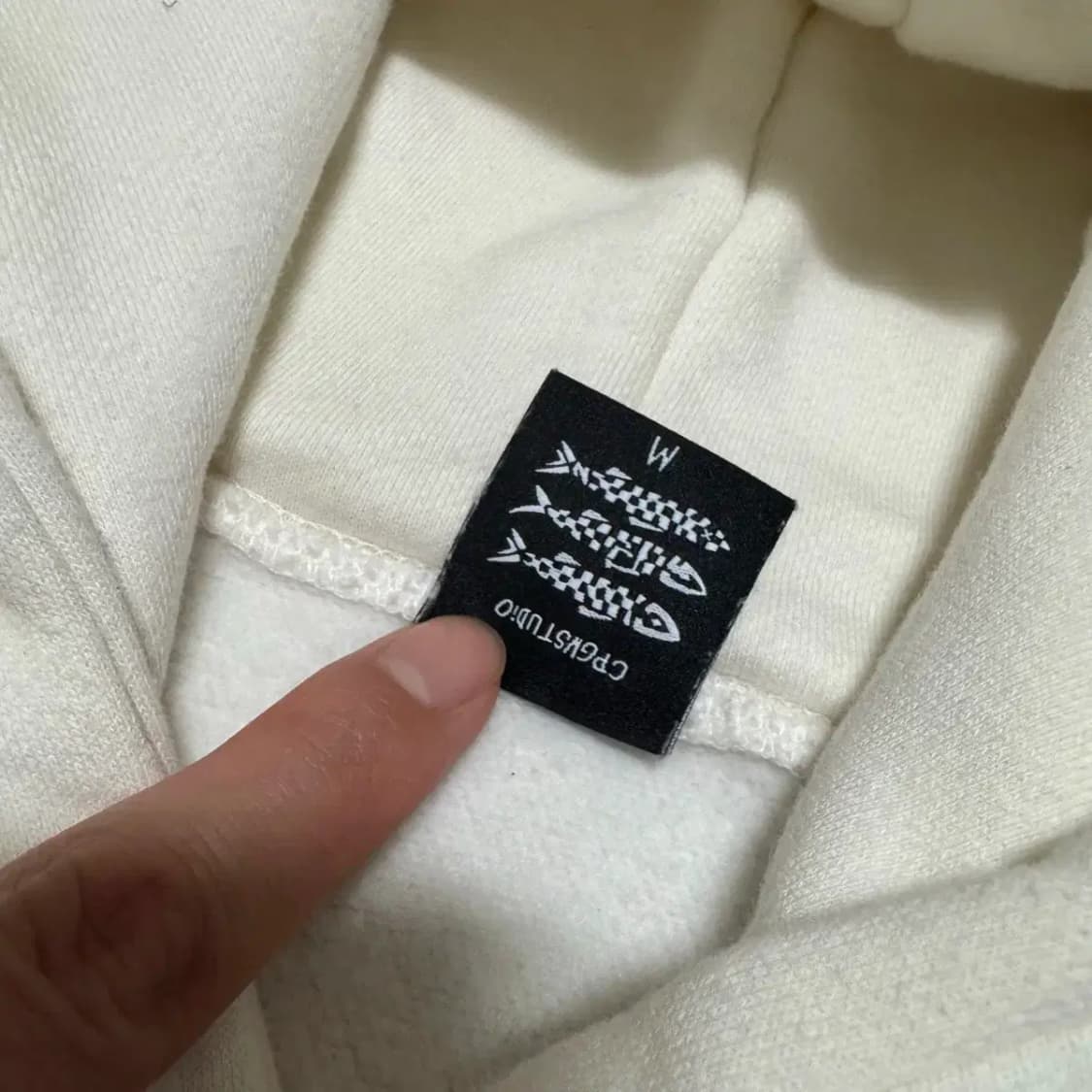 M 꼼파뇨 후드티 상품이미지6