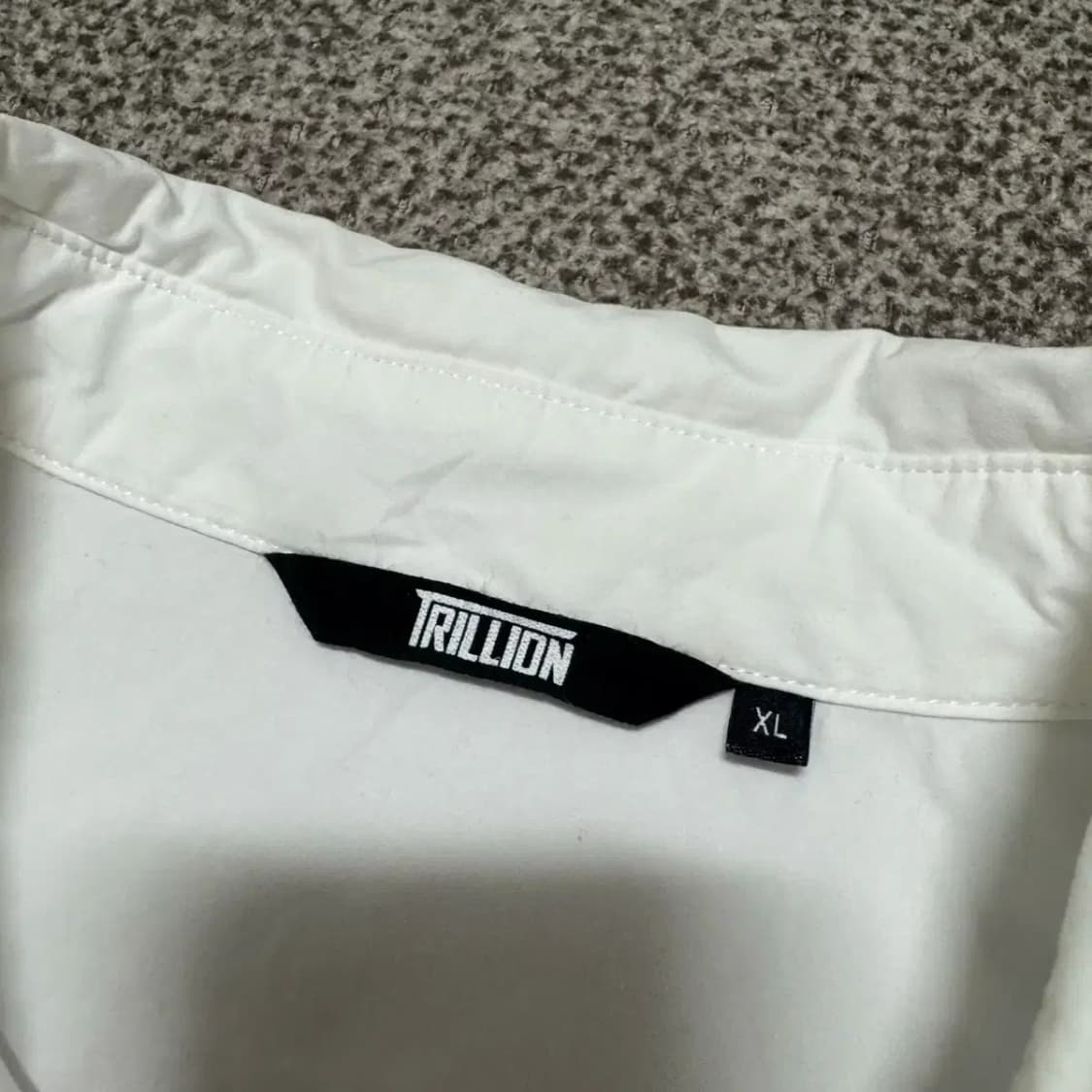 XL 트릴리온 화이트 반팔 셔츠 상품이미지3