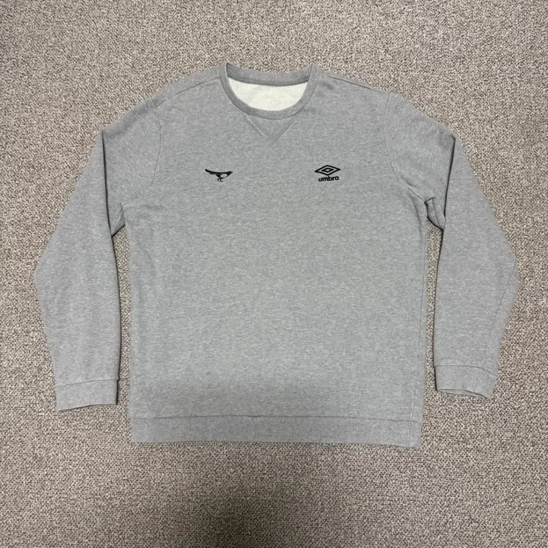 100 엄브로 맨투맨 상품이미지1