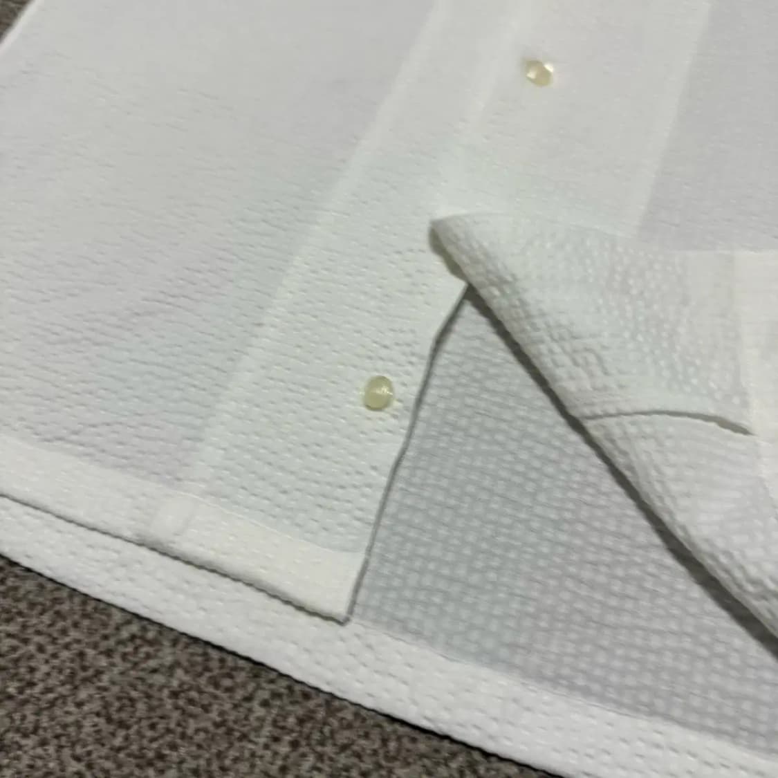 100 닥스 화이트 반팔 셔츠 레귤러핏 상품이미지5