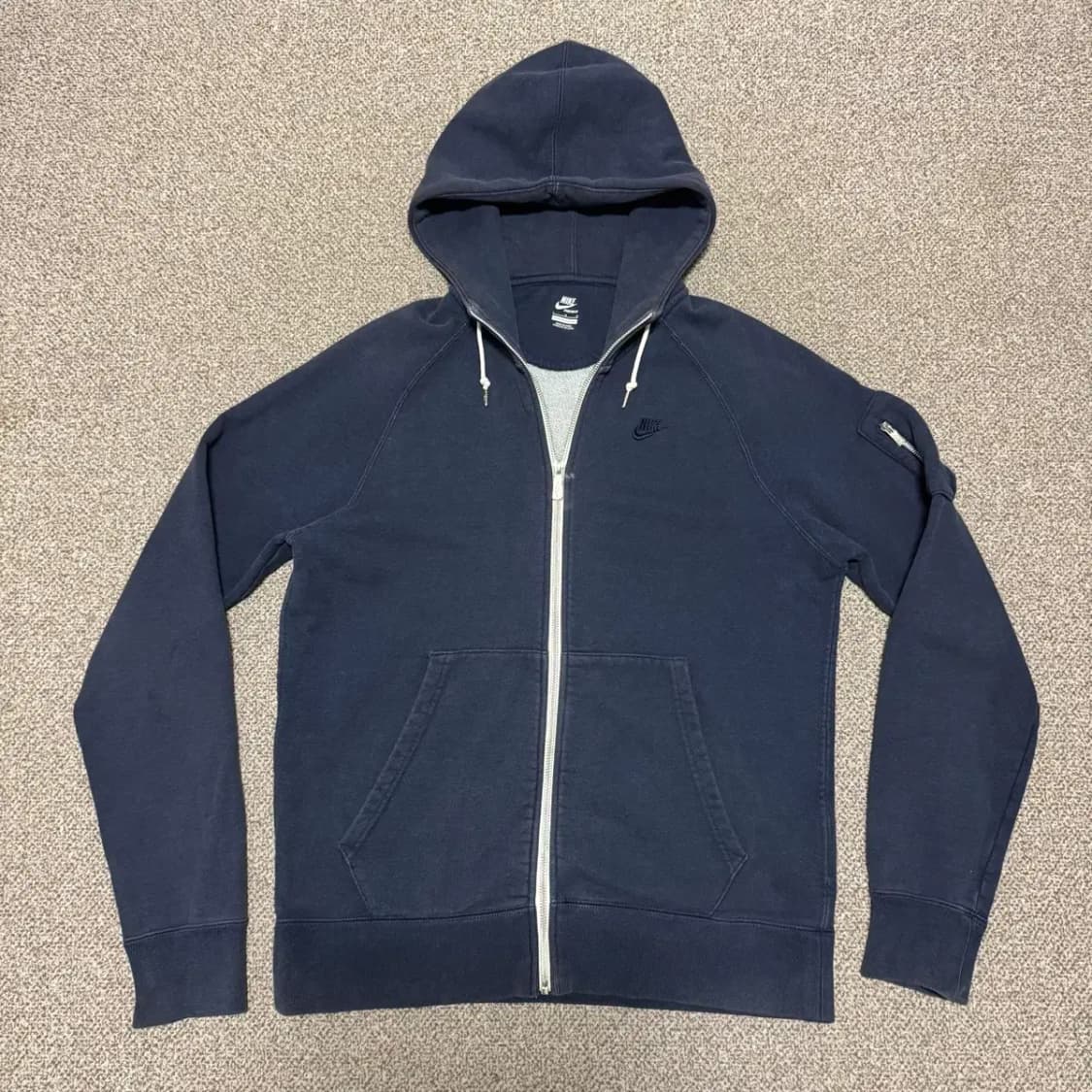 L 나이키 스포츠웨어 후드티 상품이미지1