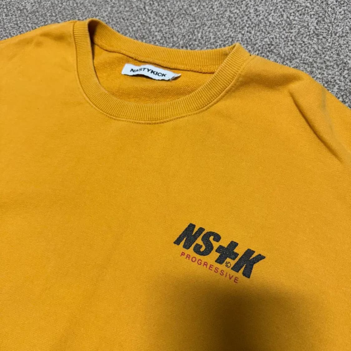 XL 네스티킥 맨투맨 상품이미지2