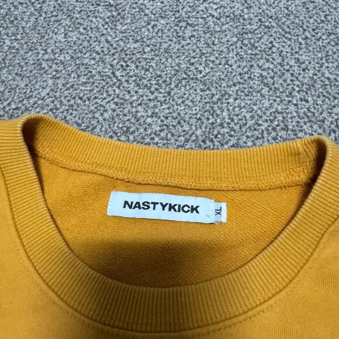 XL 네스티킥 맨투맨 상품이미지3