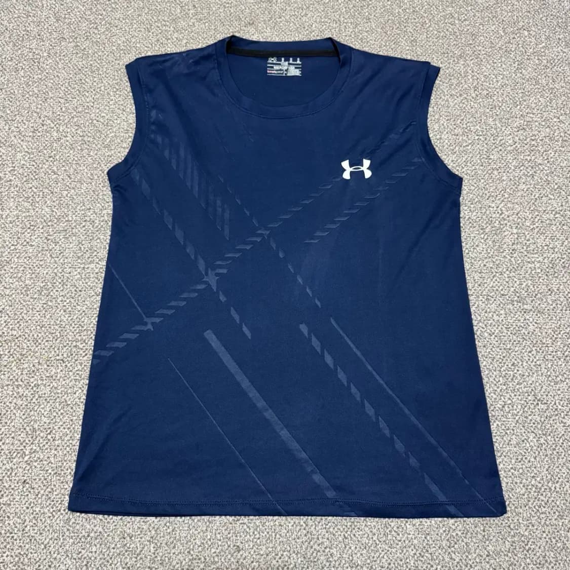2 언더아머 민소매 상품이미지1