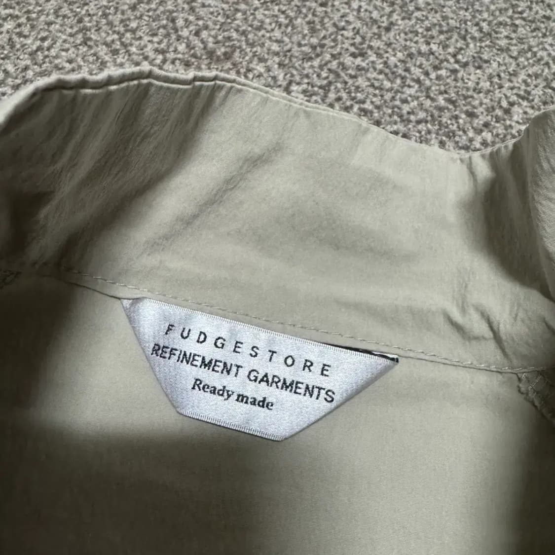 L 라퍼지스토어 반집업 상품이미지3