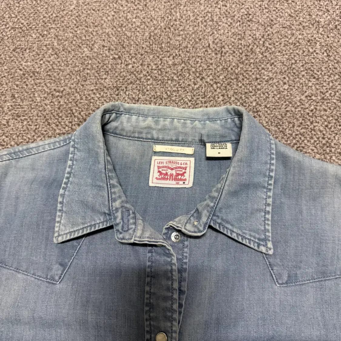 M 리바이스 데님 셔츠 여성 상품이미지3