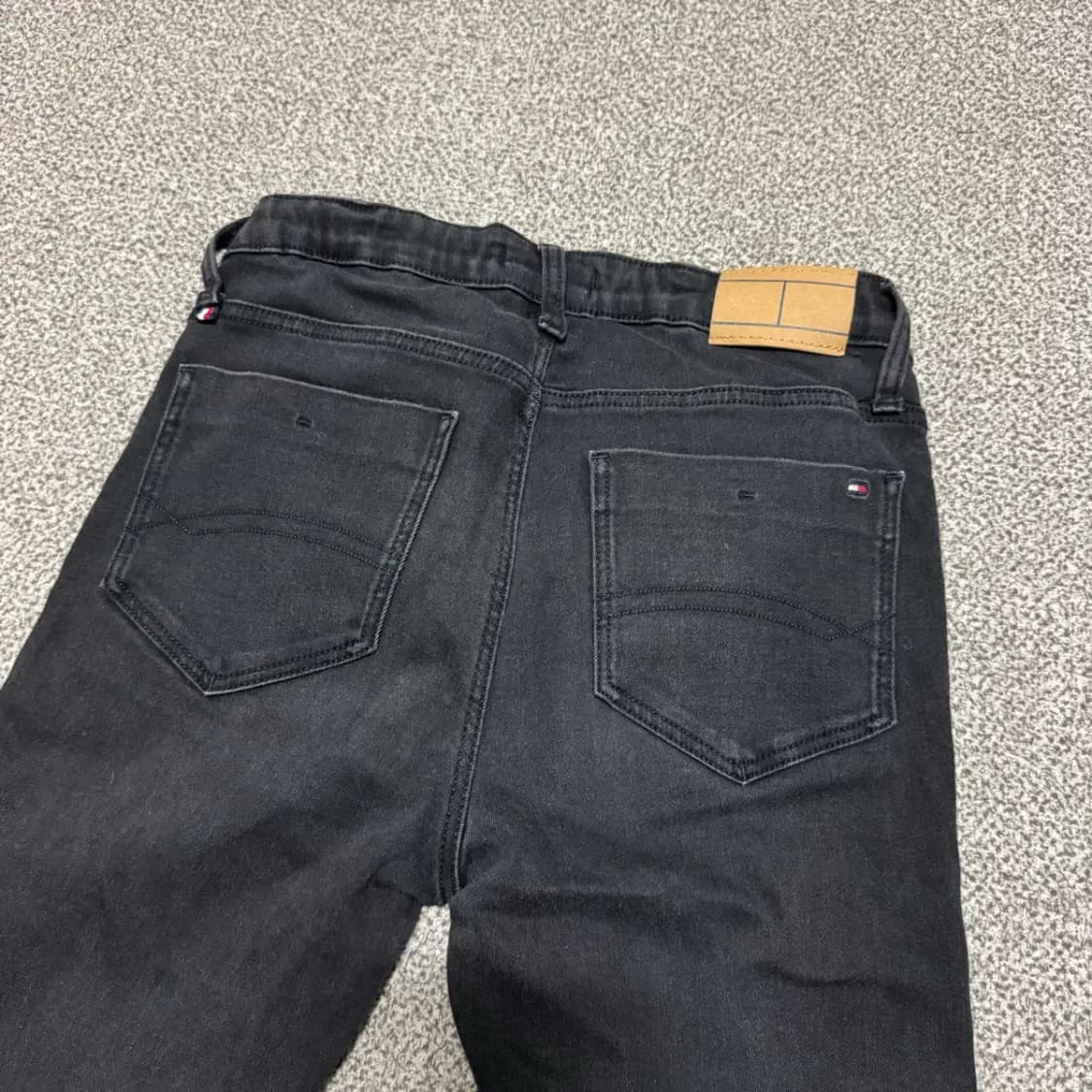 26 타미힐피거 흑청바지 상품이미지2