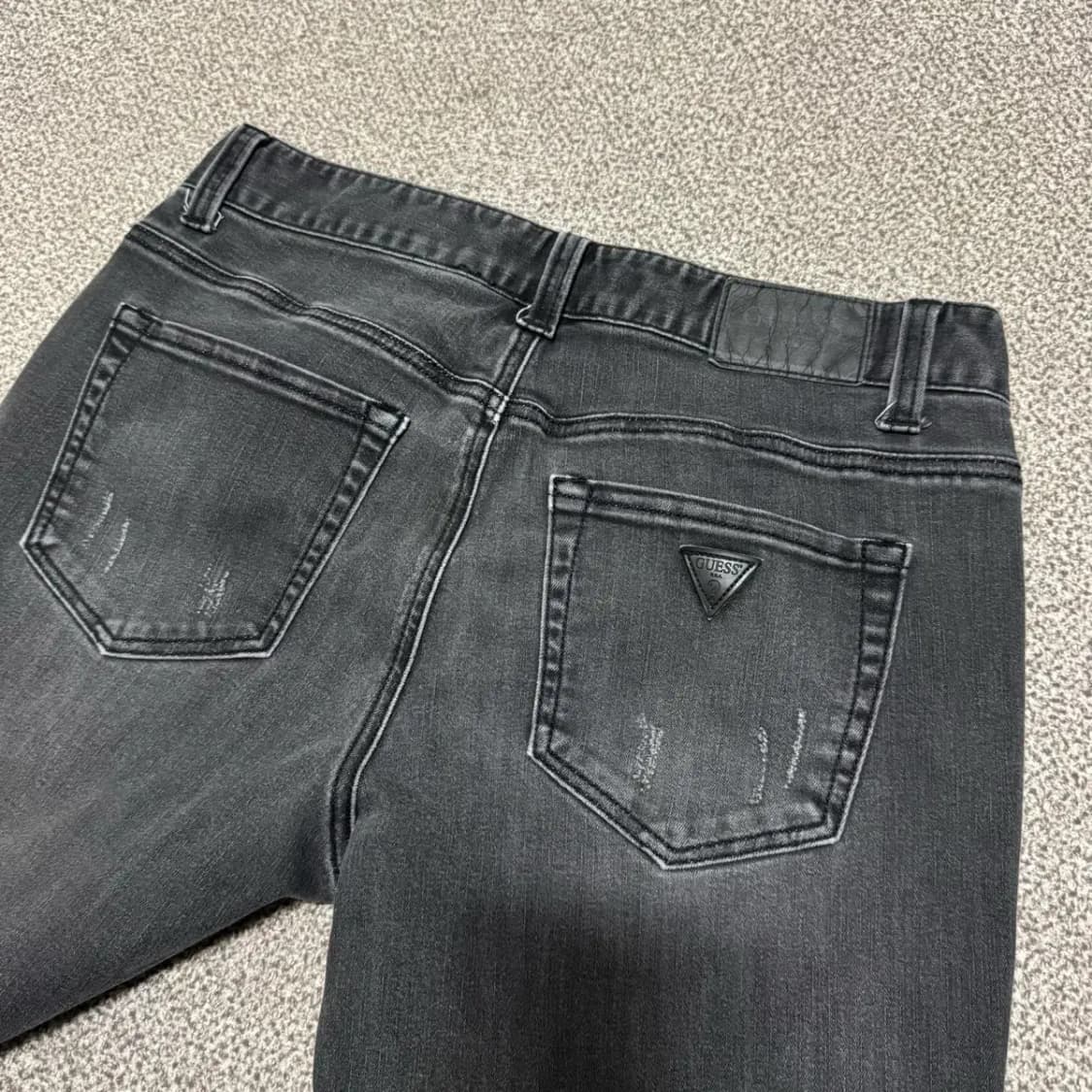 31 게스 흑청바지 상품이미지2