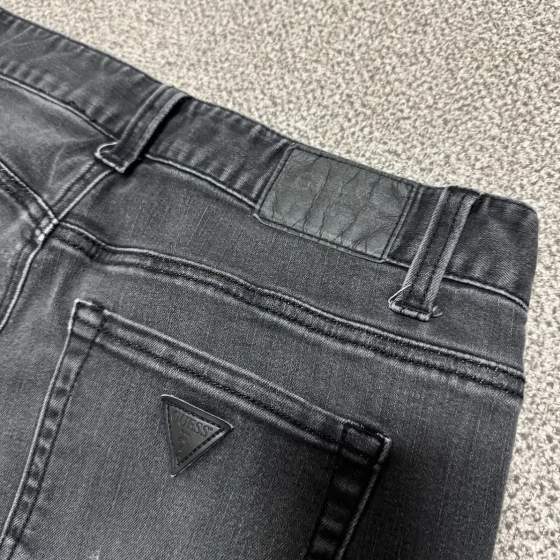 31 게스 흑청바지 상품이미지3