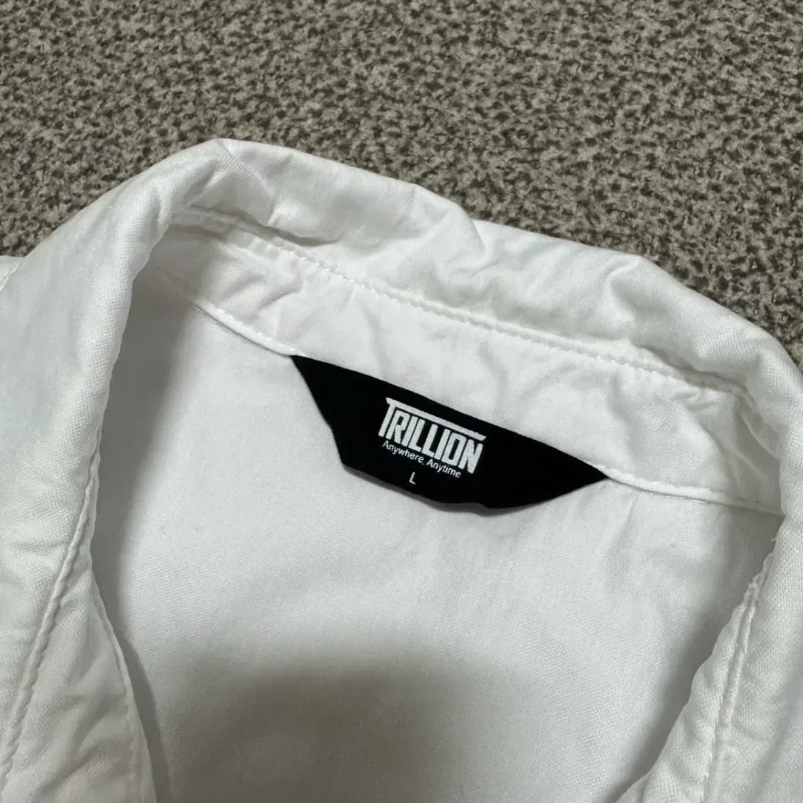 L 트릴리온 화이트 반팔 셔츠 상품이미지3