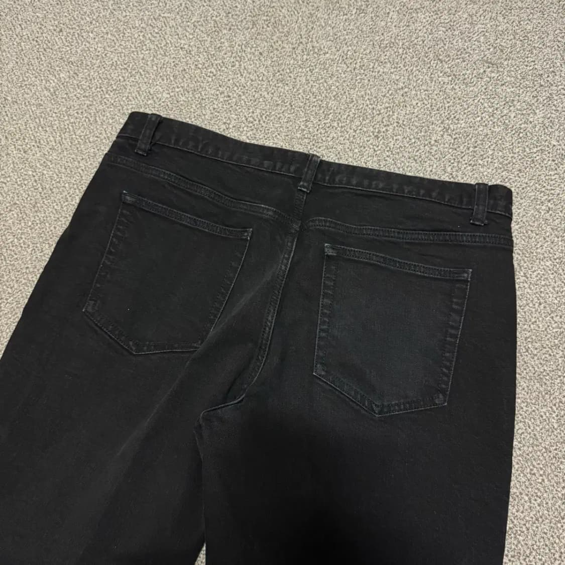 36 무신사스탠다드 흑청바지 상품이미지6