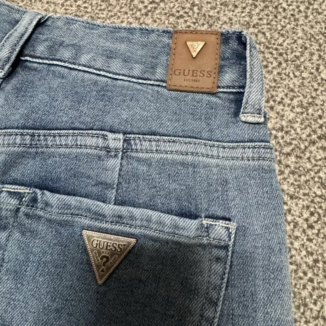 24 게스 청바지 여성 상품이미지3