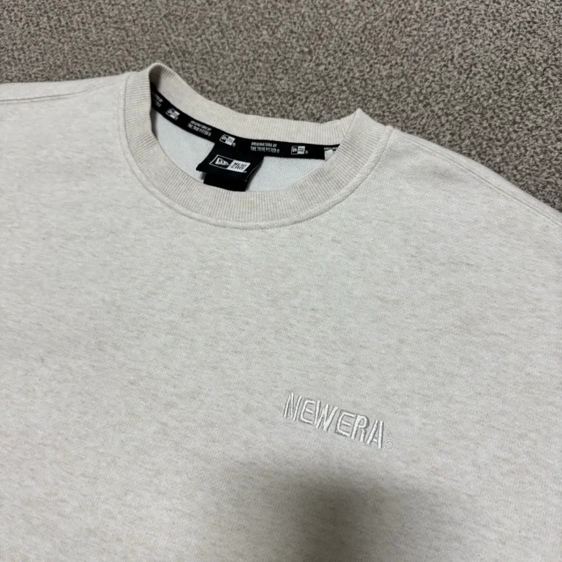 100 뉴에라 맨투맨 상품이미지2