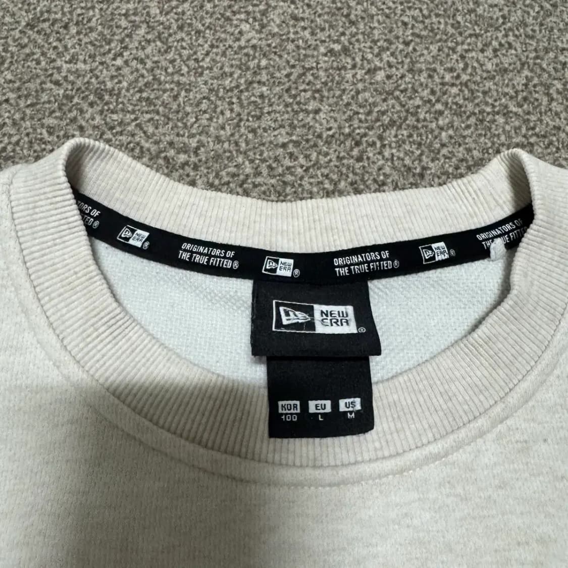 100 뉴에라 맨투맨 상품이미지4