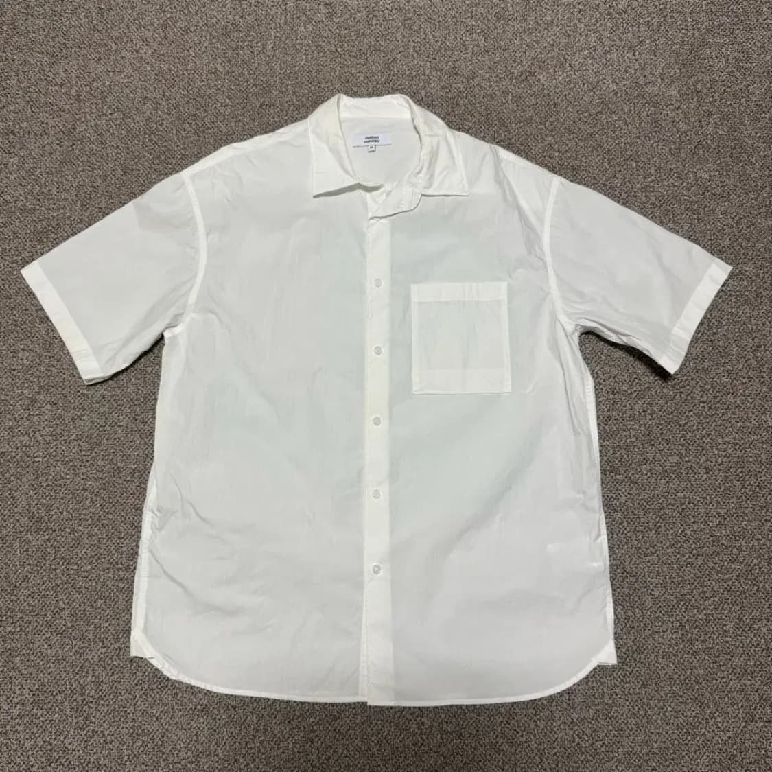 M 무신사스탠다드 화이트 반팔 셔츠 상품이미지1