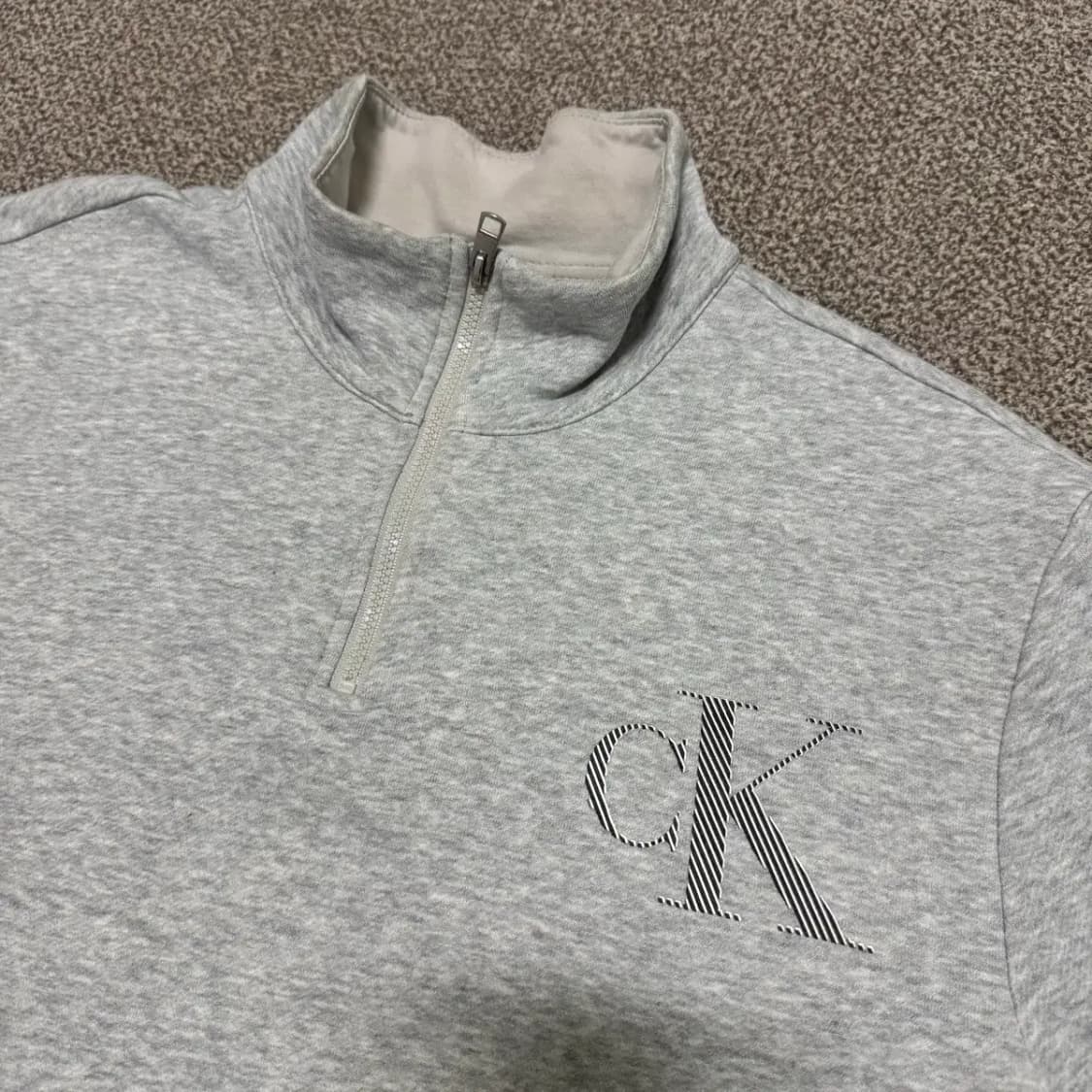 M 캘빈클라인 CK 그레이 하프집업 맨투맨 상품이미지2