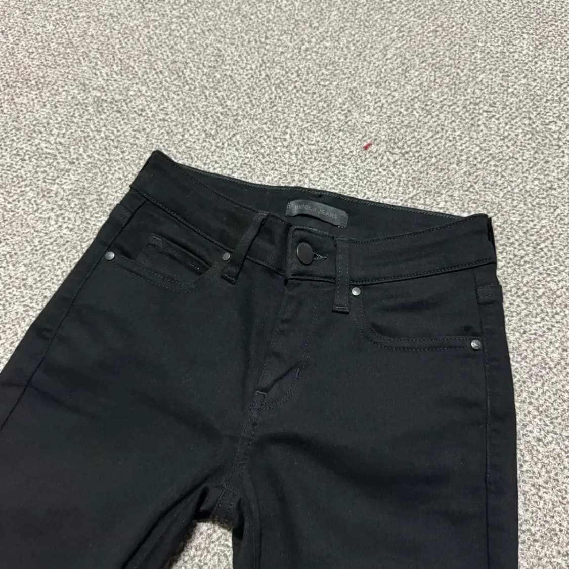 22 유니클로 데님 블랙 바지 여성 상품이미지2