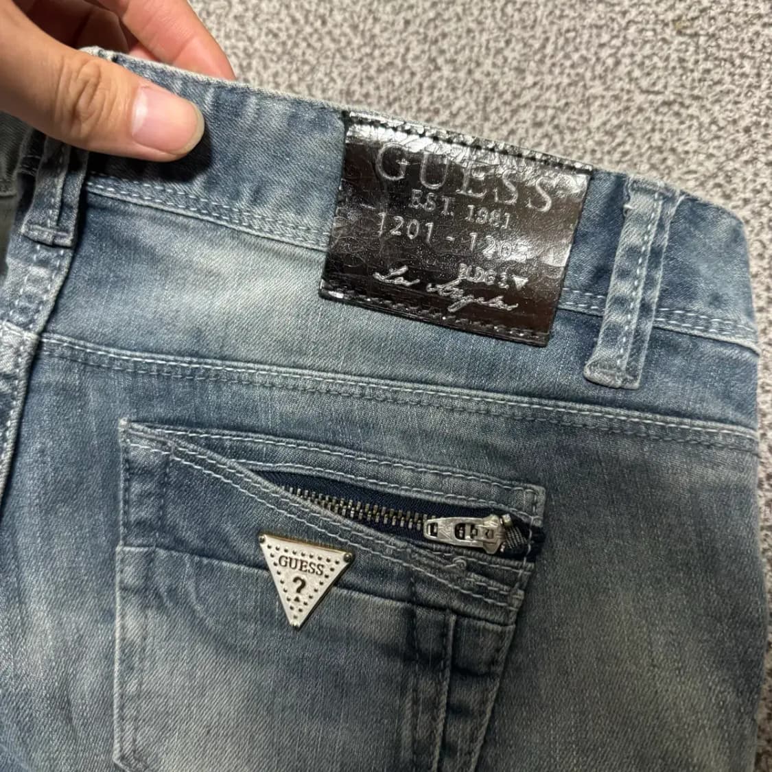 27 게스 청바지 여성 상품이미지3