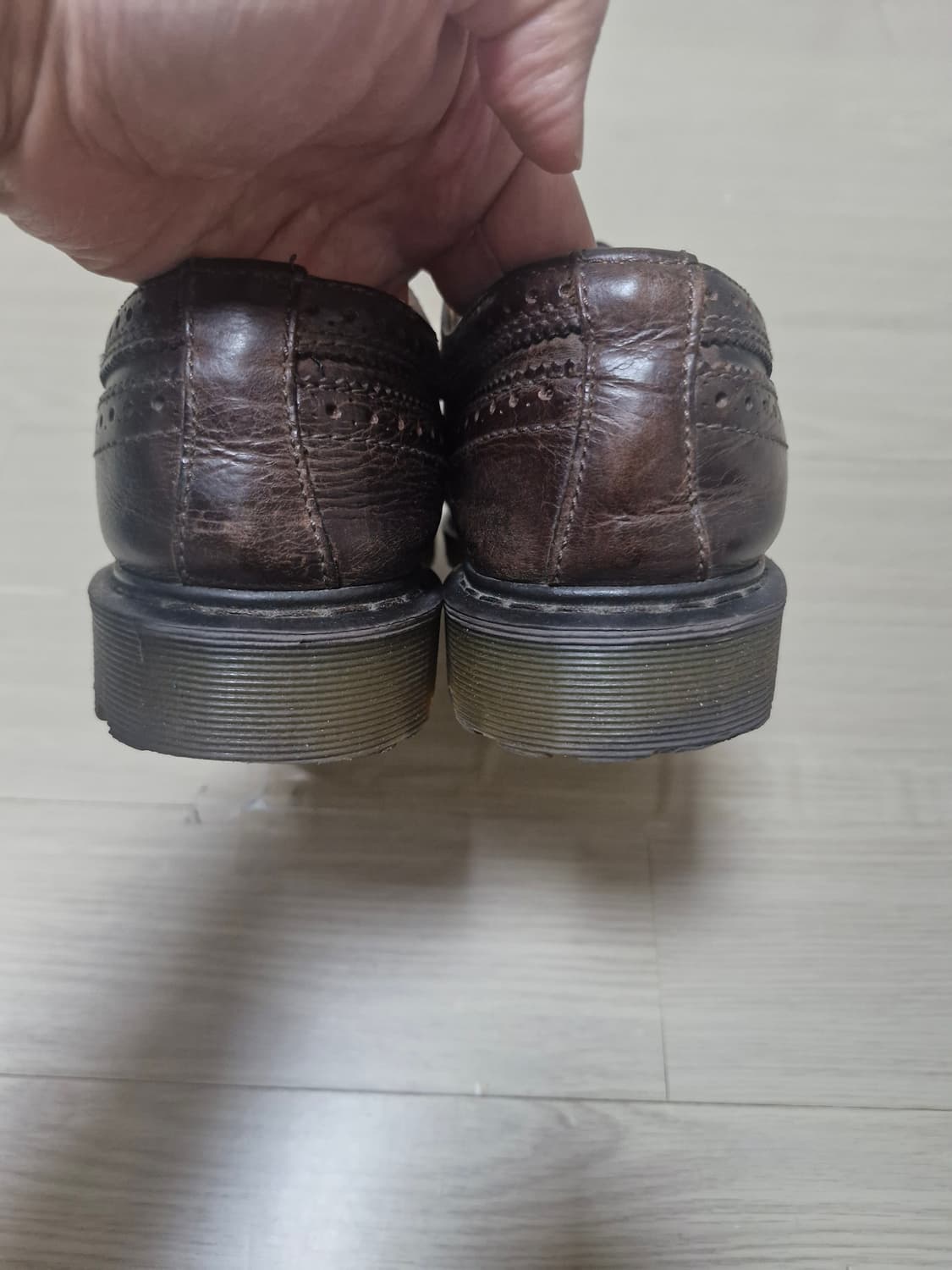 (280) 닥터마틴 3989 브로그 윙팁 브라운 상품이미지3