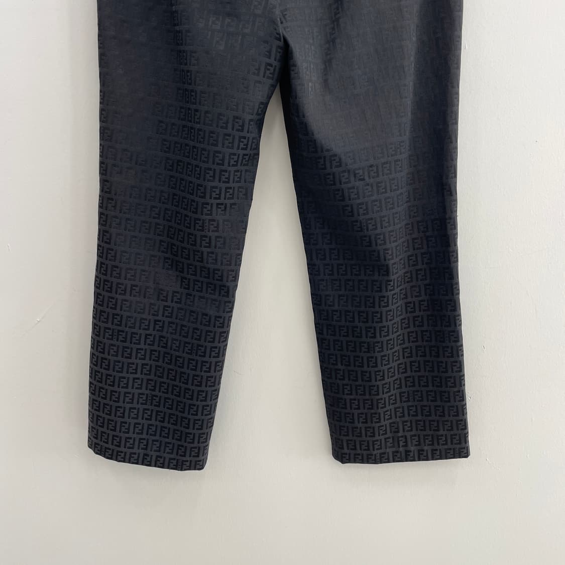 W 펜디 FF 로고 패턴 블랙 코튼 팬츠 상품이미지6