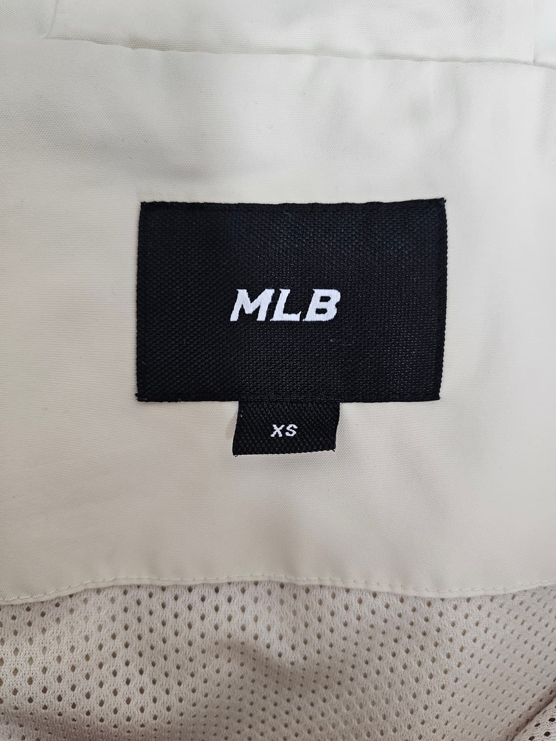 MLB 뉴욕양키스 바람막이 후드 자켓 XS 상품이미지3