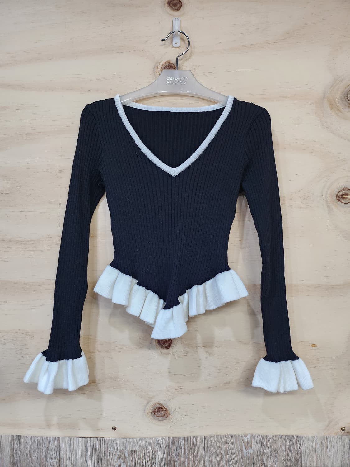 556) 프릴 니트 긴팔 티셔츠 상품이미지1