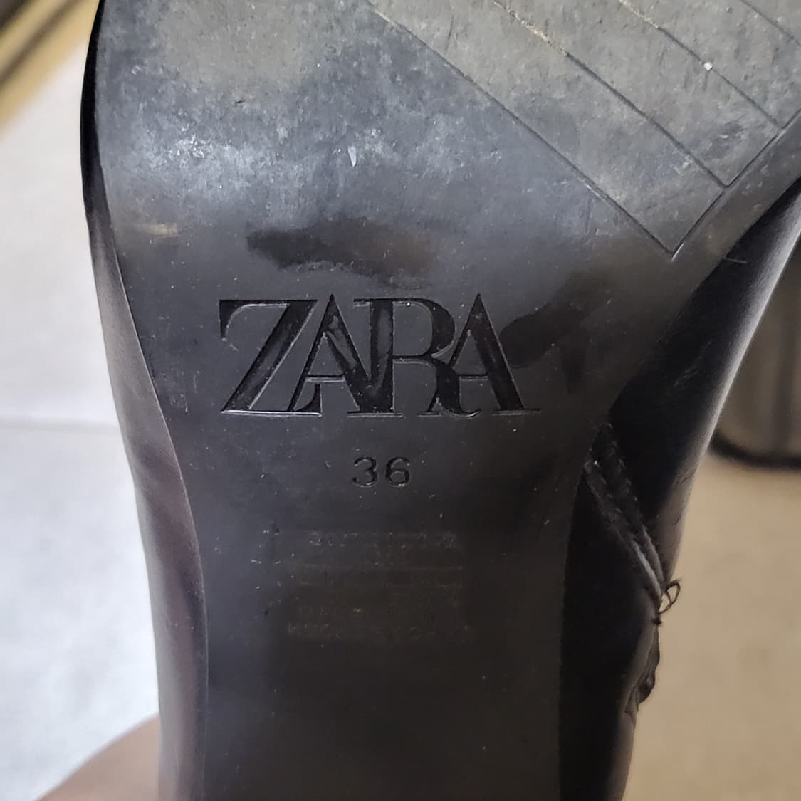 자라 블랙 앵클 부츠 힐 상품이미지3