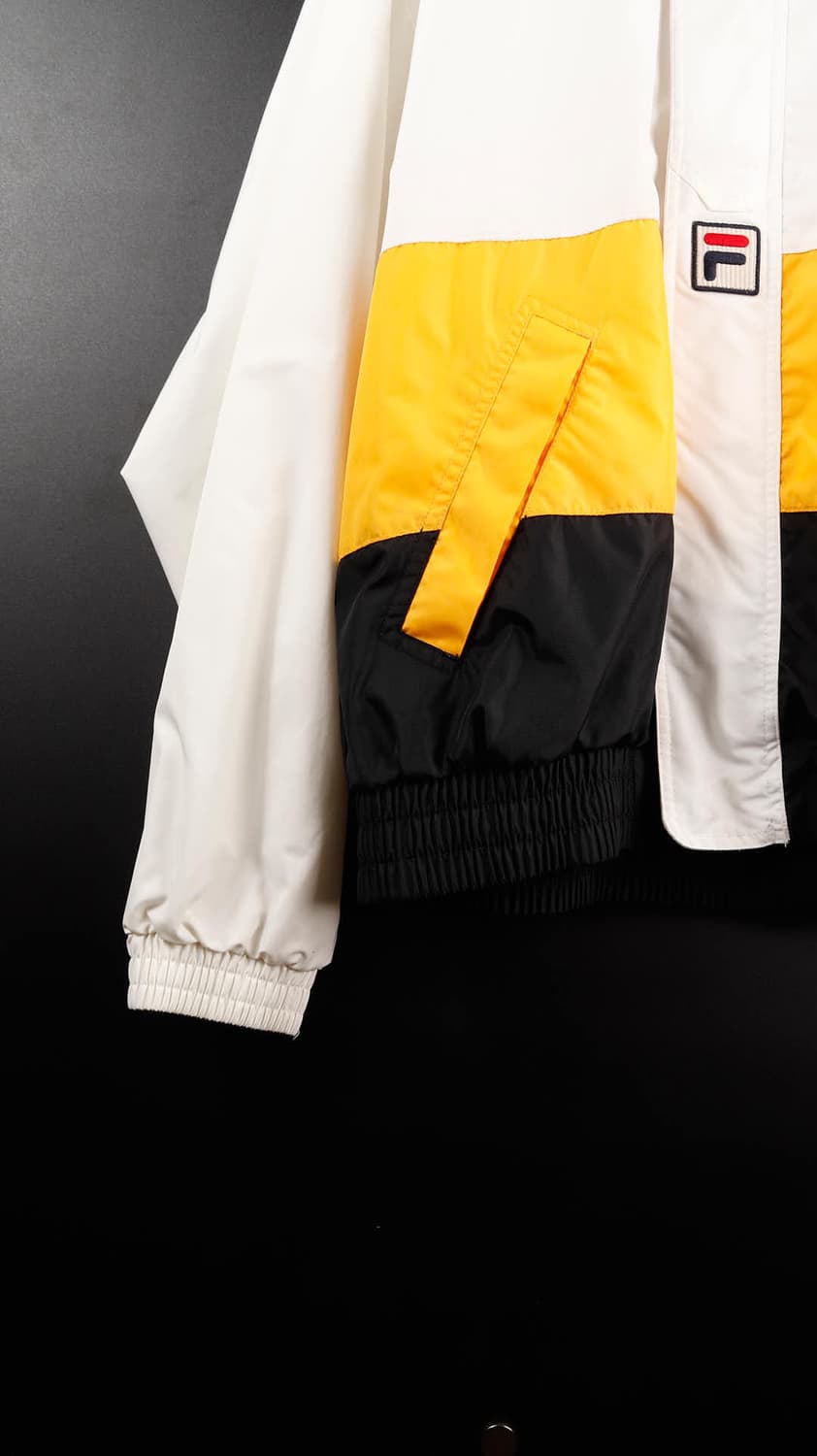 휠라 삼색 밴딩 바람막이 상품이미지2