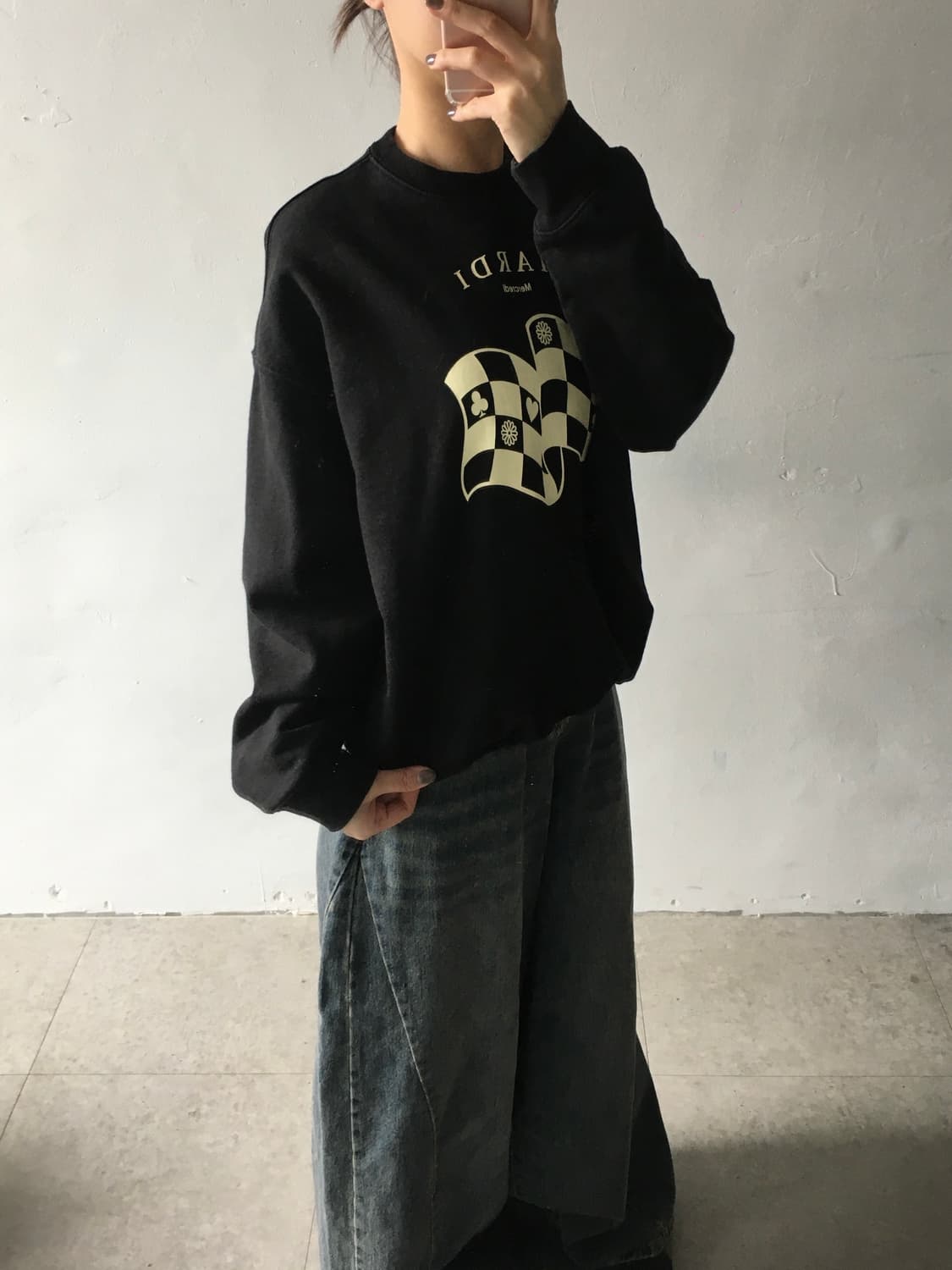 마르디 메크르디 빅프린팅 맨투맨 상품이미지2