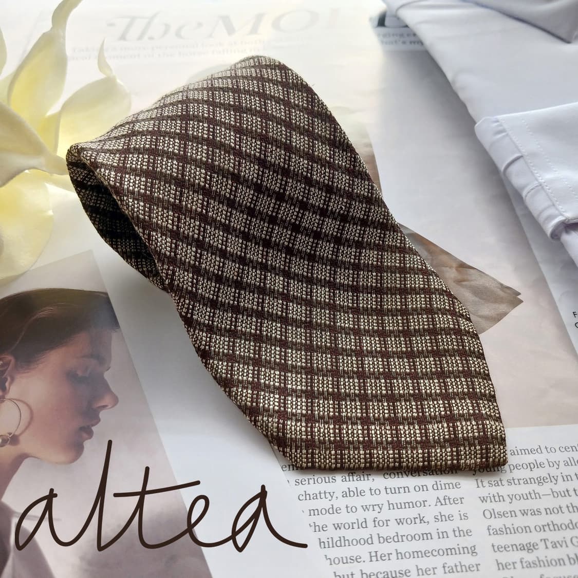 알테아 실크 브라운 체크 패턴 넥타이 9cm A+등급 A18684
 상품이미지1