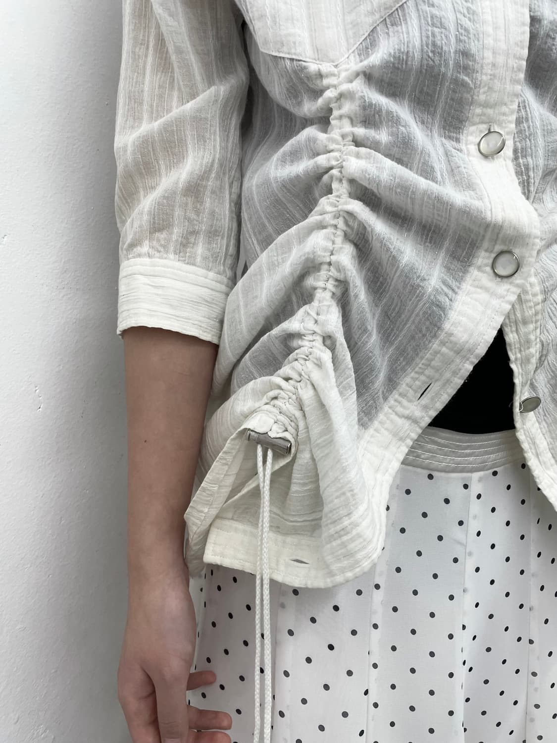 화이트페어리 셔링 버튼 셔츠 상품이미지6