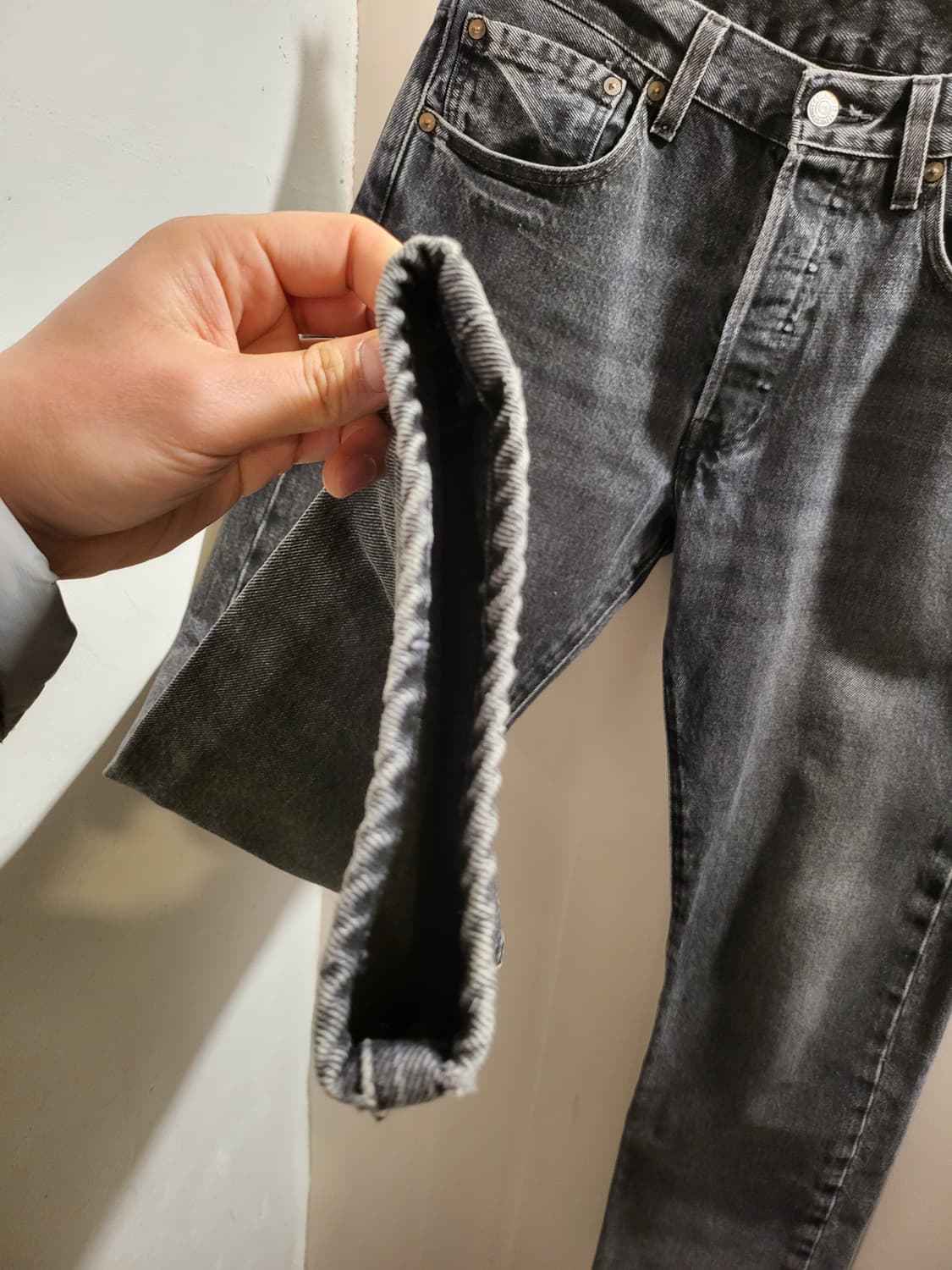 리바이스 501 프리미엄 흑청 데님 W31 L32 상품이미지4